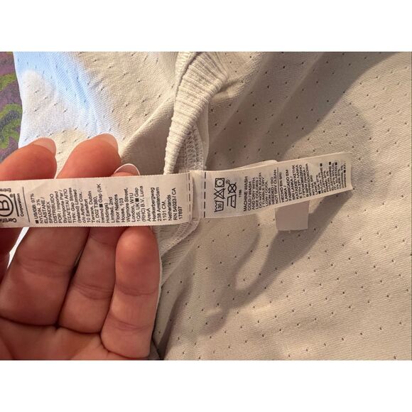 Athleta In Motion White Tank- size M - Picture 4 of 5